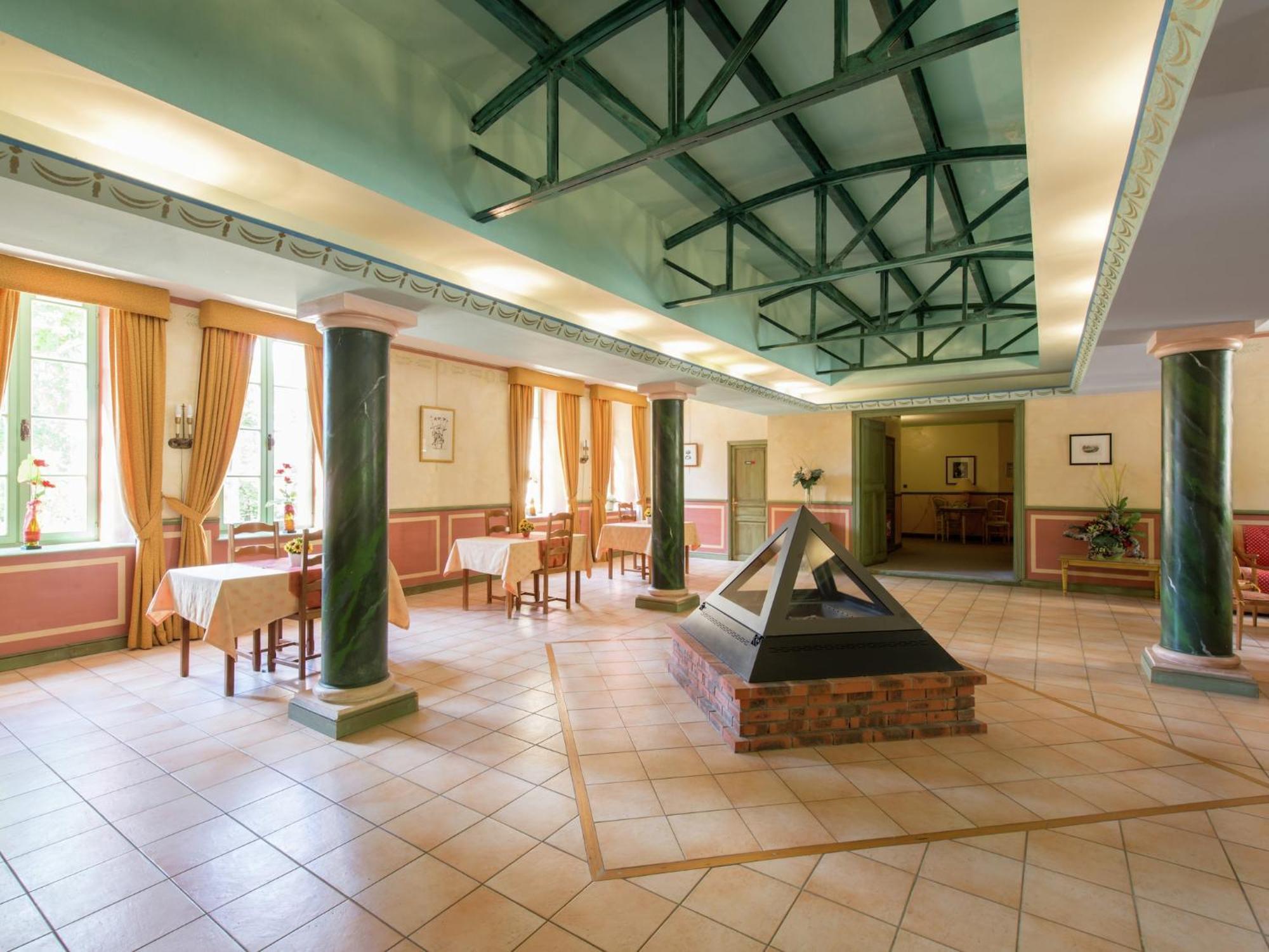 Cozy Apartment With Swimming Pool Terrace Garden Parking Montbrun-les-Bains Exteriör bild