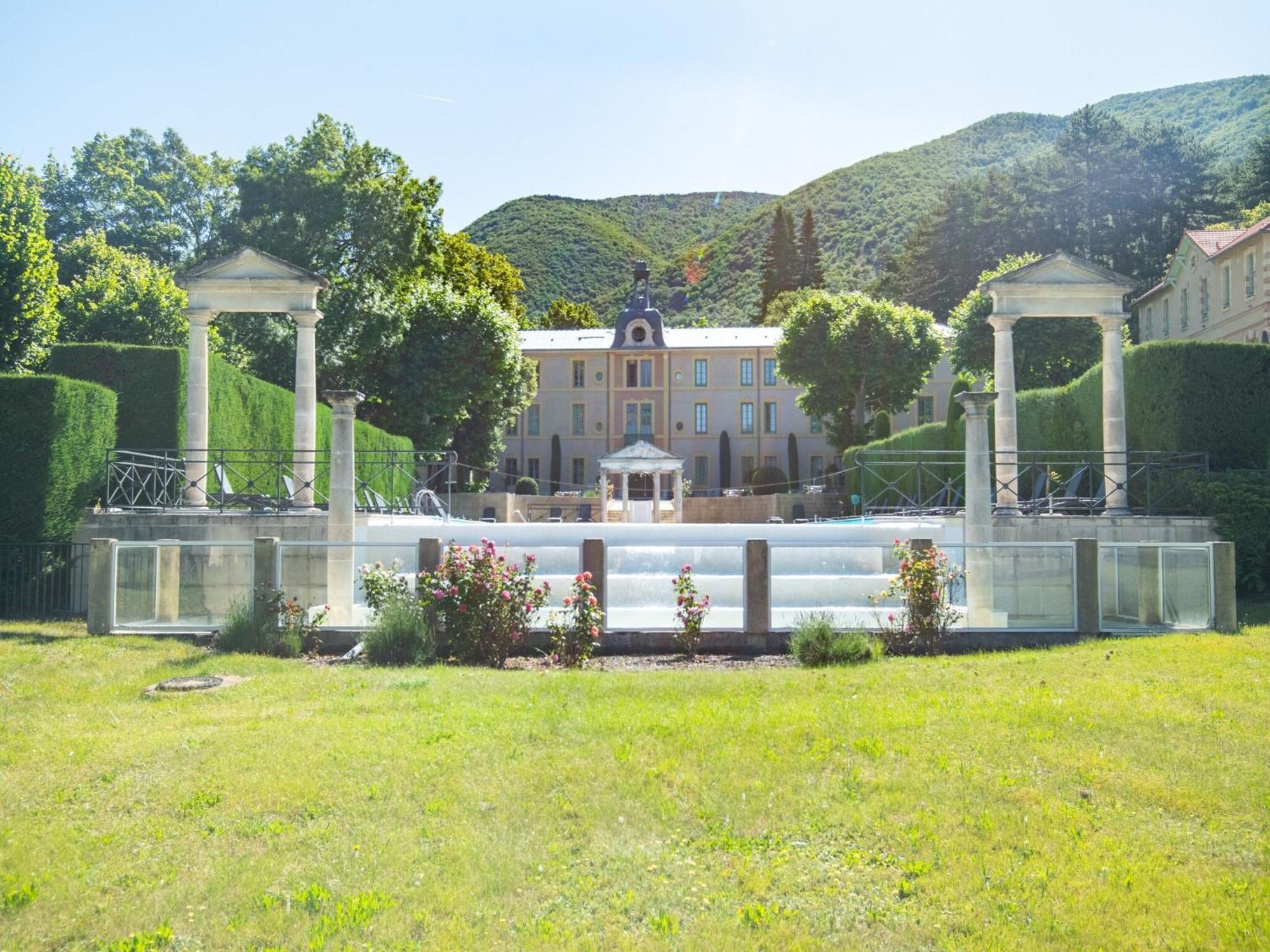 Cozy Apartment With Swimming Pool Terrace Garden Parking Montbrun-les-Bains Exteriör bild