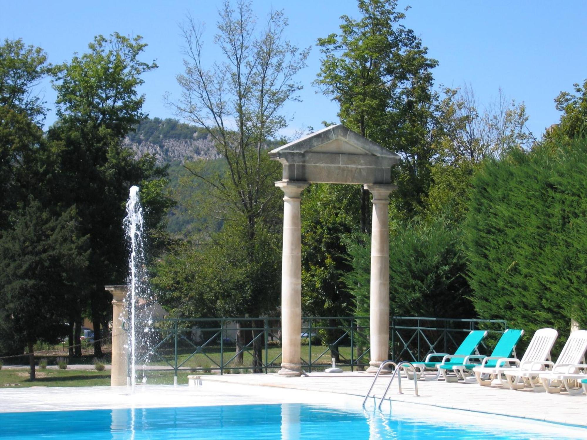 Cozy Apartment With Swimming Pool Terrace Garden Parking Montbrun-les-Bains Exteriör bild